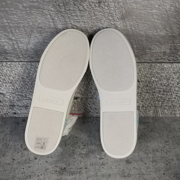 DKNY Logo Sneakers - Picture 5 of 13